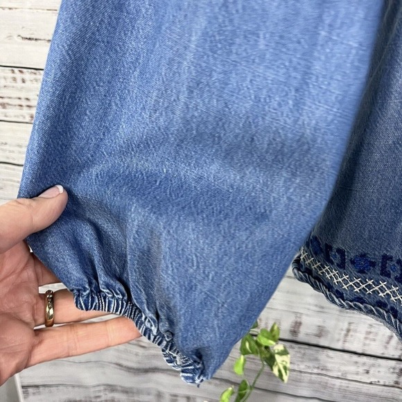 Southern Tide Blouse Tunic size Small Denim Jean Tencel Peasant Boho Tassels - Picture 9 of 16